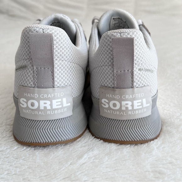 🩵 SOREL Out N About III Low Sneakers Waterproof Moonstone Gray Women’s size 8 - Picture 6 of 16